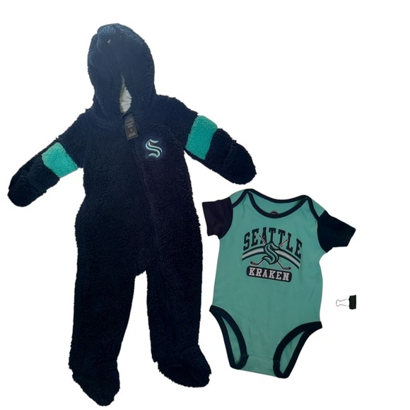 2~Seattle Kraken NHL Baby Infant Bodysuits Size 18 Months - Picture 1 of 7